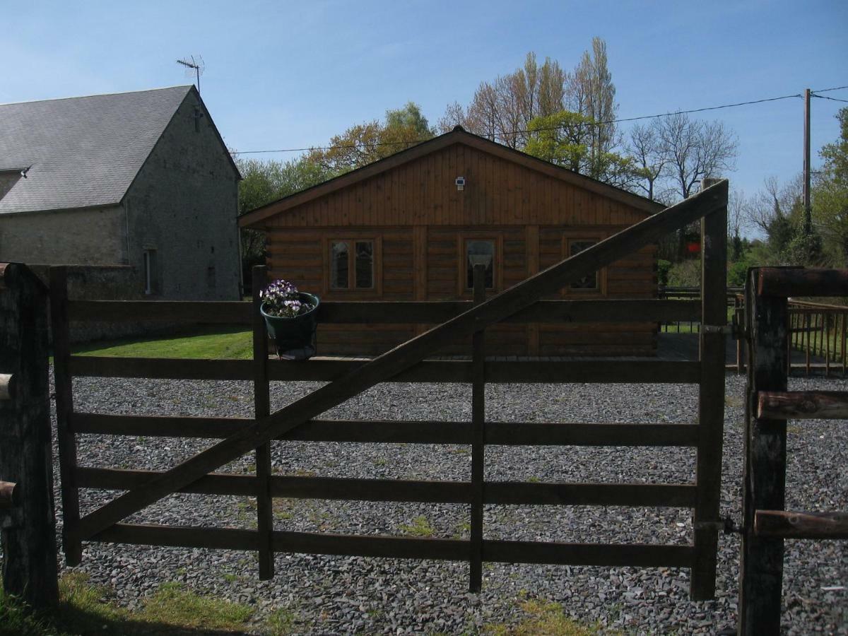 Villa La Ferme De Montigny Asnieres-en-Bessin Esterno foto